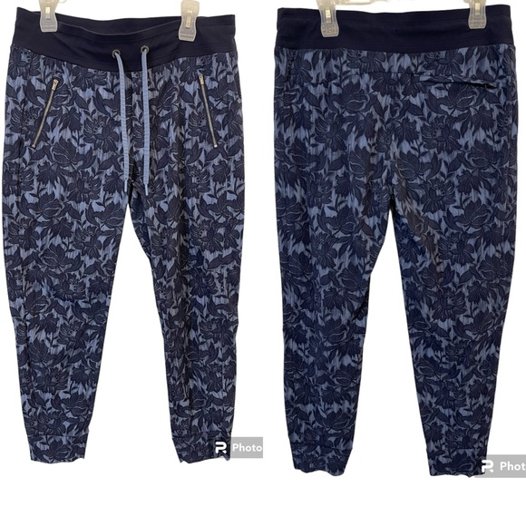 Athleta Trekkie North Jogger Pants Zip Pockets Blue Floral Print Womens Size 12 - Picture 2 of 12
